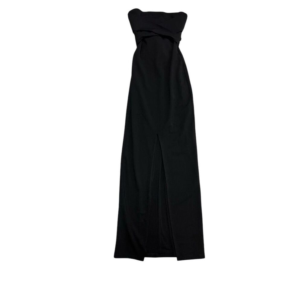 Lulu's Black Strapless formal gown